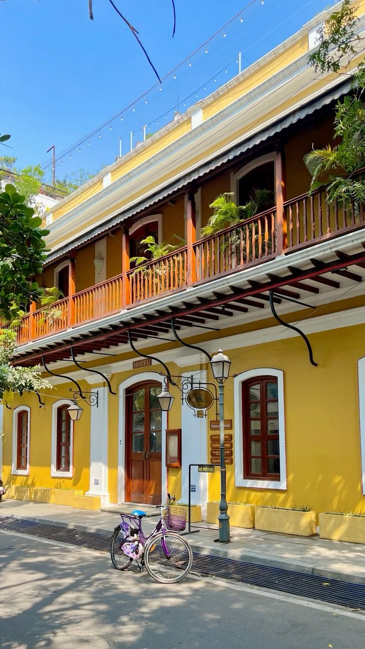 French Quarter White Town heritage walk tour from Madurai – Pondicherry
