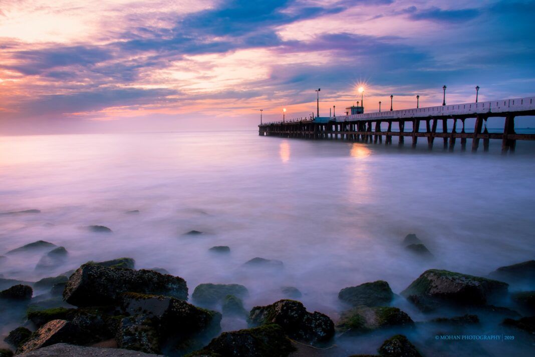 Promenade Rock Beach seafront tour from Madurai – Pondicherry