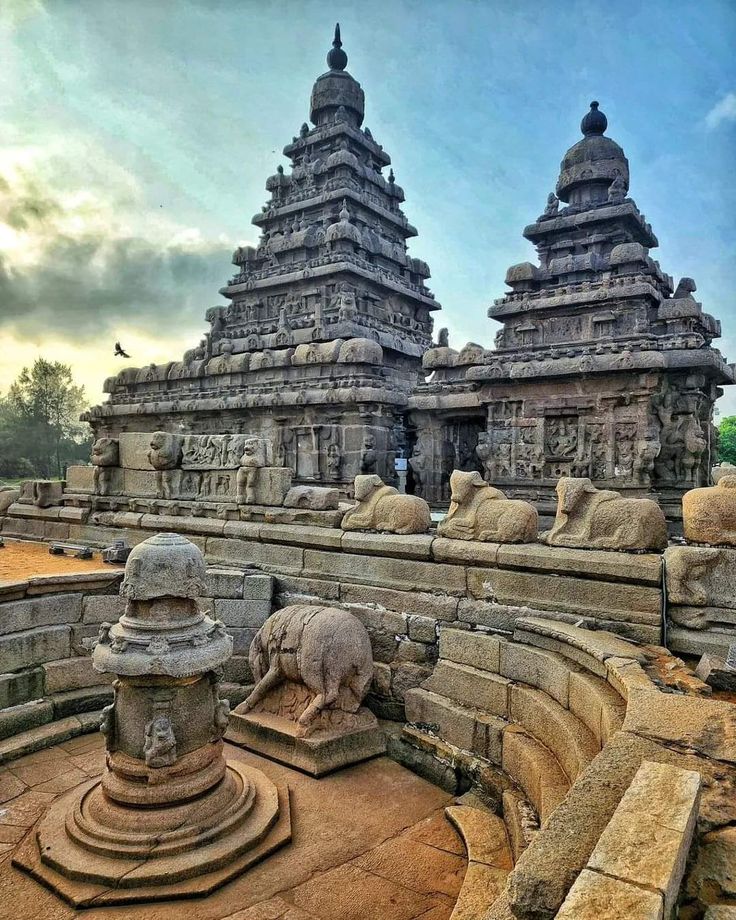 Mahabalipuram tour from Madurai – Shore Temple and rock-cut monuments
